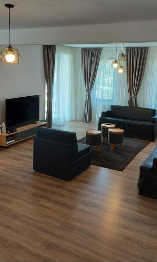 Eco Familia Hotell Pojoga Exteriör bild