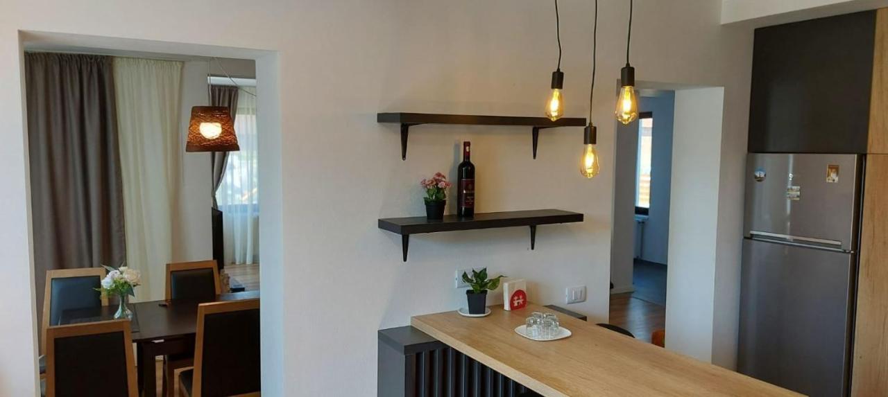 Eco Familia Hotell Pojoga Exteriör bild