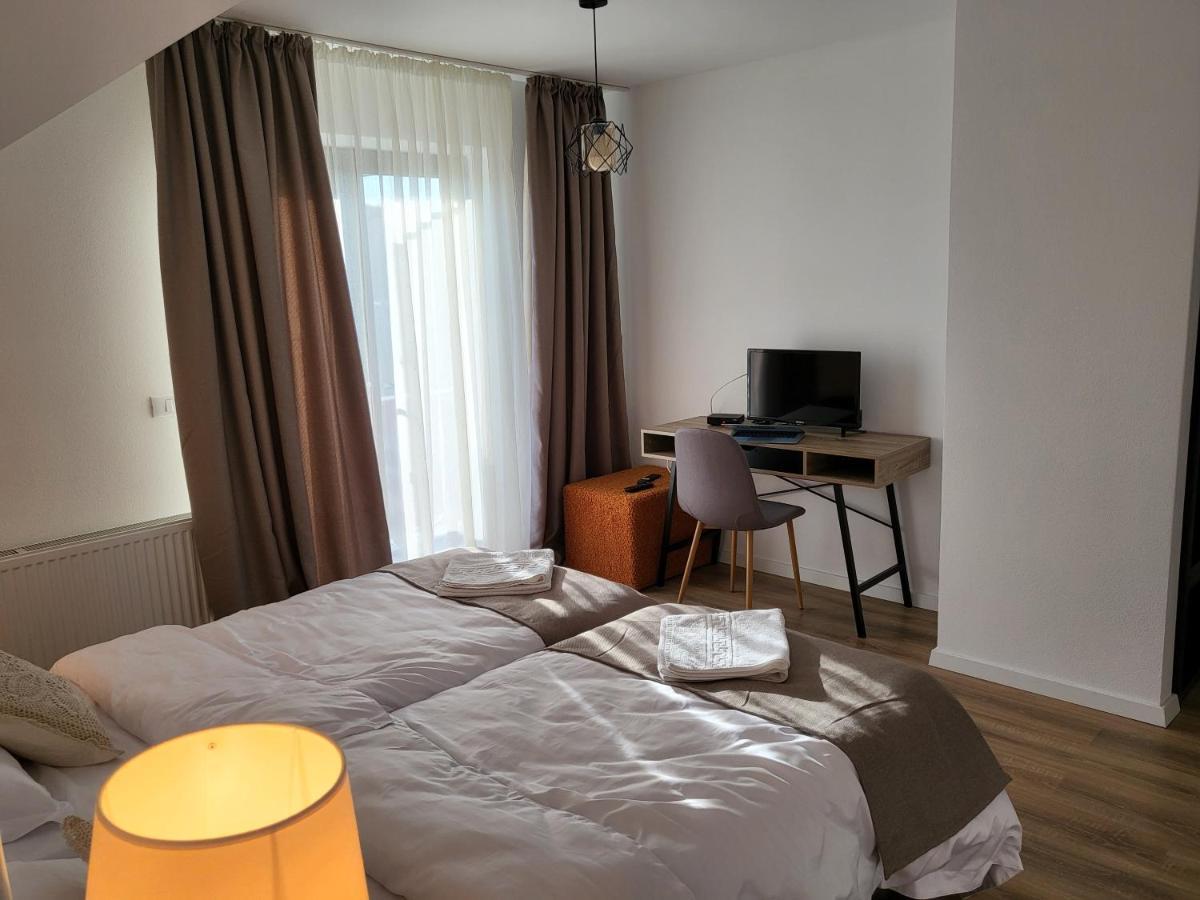 Eco Familia Hotell Pojoga Exteriör bild
